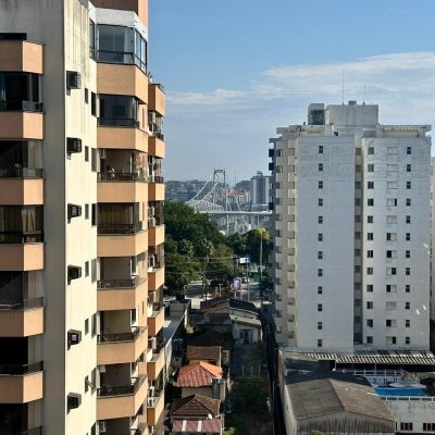 Cobertura com 483m², 4 quartos, 2 suítes, 2 garagens, no bairro Centro em Florianópolis
