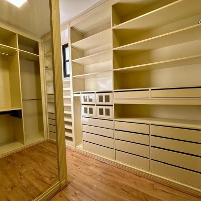 Cobertura com 483m², 4 quartos, 2 suítes, 2 garagens, no bairro Centro em Florianópolis