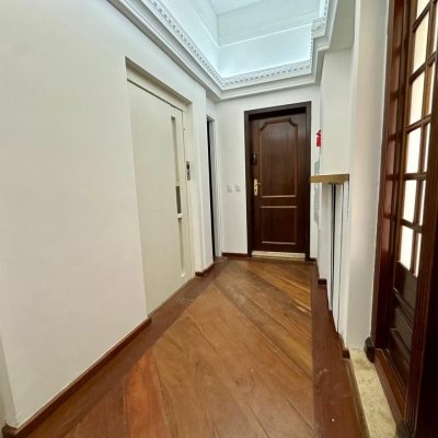 Cobertura com 483m², 4 quartos, 2 suítes, 2 garagens, no bairro Centro em Florianópolis