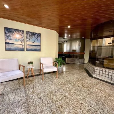 Cobertura com 483m², 4 quartos, 2 suítes, 2 garagens, no bairro Centro em Florianópolis