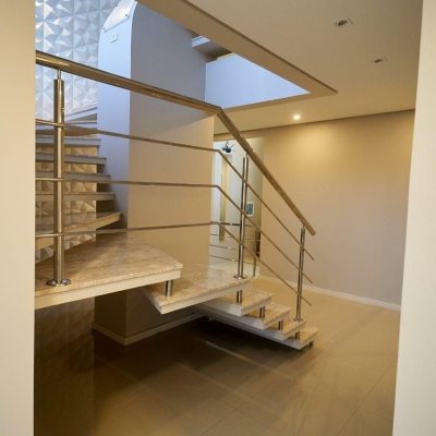 Casa em Condomínio com 1100m², 5 quartos, 5 suítes, 3 garagens, no bairro Roçado em São José