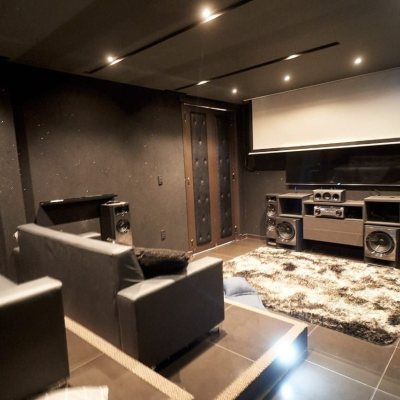 Casa em Condomínio com 1100m², 5 quartos, 5 suítes, 3 garagens, no bairro Roçado em São José