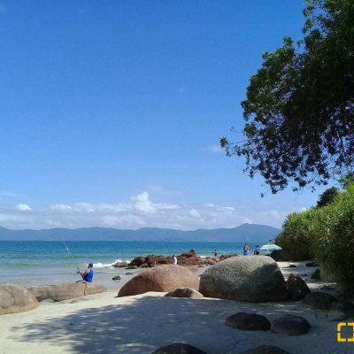 Predio com 550m², 5 garagens, no bairro Ponta Das Canas em Florianópolis