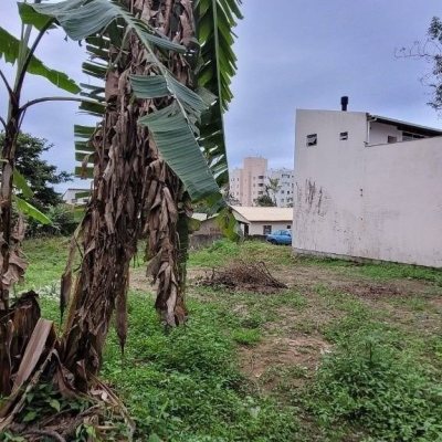 Terreno Comercial/Residencial com 1451m², no bairro Bela Vista em Palhoça