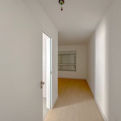 Apartamentos com 79m², 2 quartos, 1 suíte, 2 garagens, no bairro João Paulo em Florianópolis