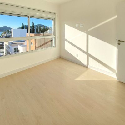 Apartamentos com 71m², 2 quartos, 1 suíte, 2 garagens, no bairro João Paulo em Florianópolis