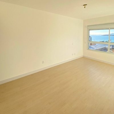 Apartamentos com 71m², 2 quartos, 1 suíte, 2 garagens, no bairro João Paulo em Florianópolis