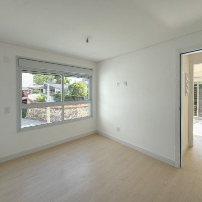 Apartamentos com 80m², 2 quartos, 2 suítes, 2 garagens, no bairro João Paulo em Florianópolis