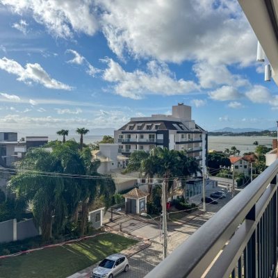 Apartamentos com 80m², 2 quartos, 2 suítes, 2 garagens, no bairro João Paulo em Florianópolis