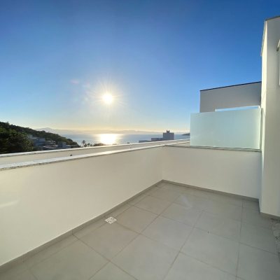 Apartamentos com 126m², 3 quartos, 3 suítes, 3 garagens, no bairro João Paulo em Florianópolis