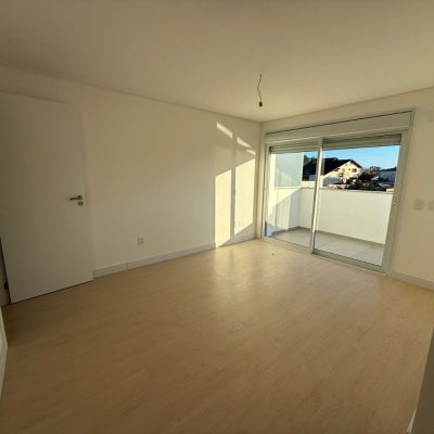 Apartamentos com 94m², 1 quarto, 1 suíte, 2 garagens, no bairro João Paulo em Florianópolis