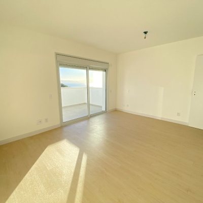 Apartamentos com 122m², 3 quartos, 2 suítes, 3 garagens, no bairro João Paulo em Florianópolis