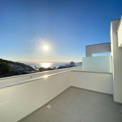 Apartamentos com 122m², 3 quartos, 2 suítes, 3 garagens, no bairro João Paulo em Florianópolis