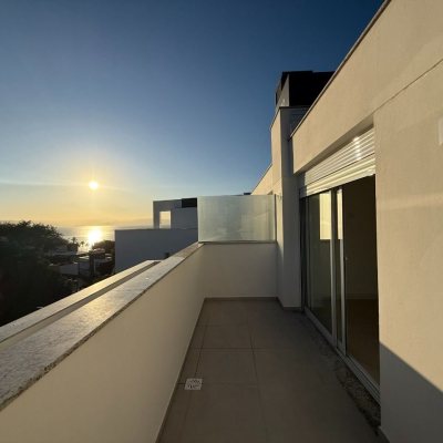 Apartamentos com 122m², 3 quartos, 2 suítes, 3 garagens, no bairro João Paulo em Florianópolis