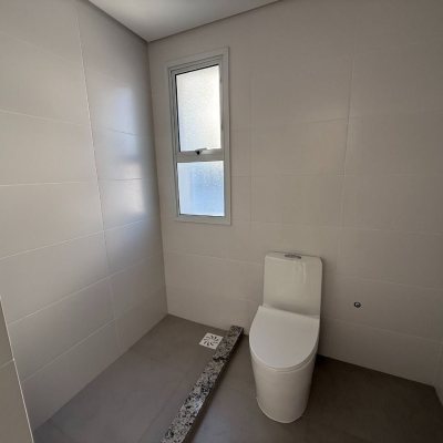 Apartamentos com 122m², 3 quartos, 2 suítes, 3 garagens, no bairro João Paulo em Florianópolis