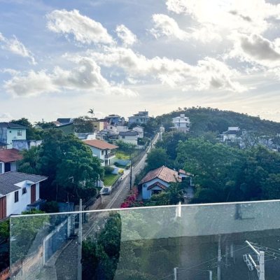 Apartamentos com 100m², 1 quarto, 1 suíte, 2 garagens, no bairro João Paulo em Florianópolis