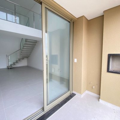 Apartamentos com 81m², 2 quartos, 2 suítes, 2 garagens, no bairro Jurerê em Florianópolis