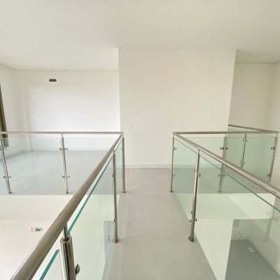 Apartamentos com 81m², 2 quartos, 2 suítes, 2 garagens, no bairro Jurerê em Florianópolis