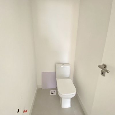 Apartamentos com 81m², 2 quartos, 2 suítes, 2 garagens, no bairro Jurerê em Florianópolis