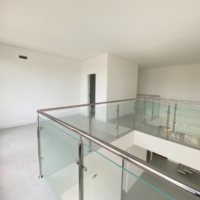 Apartamentos com 81m², 2 quartos, 2 suítes, 2 garagens, no bairro Jurerê em Florianópolis