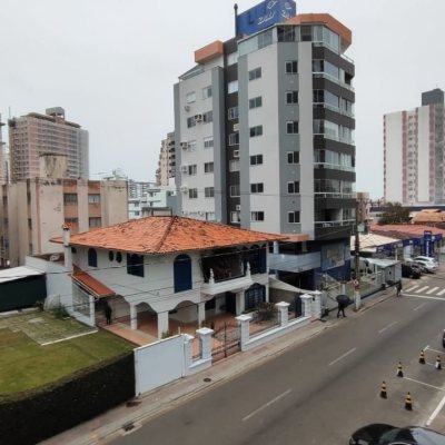 Apartamentos com 63m², 2 quartos, 1 garagem, no bairro Kobrasol em São José