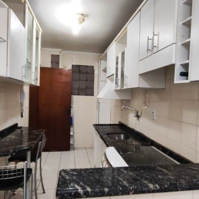 Apartamentos com 63m², 2 quartos, 1 garagem, no bairro Kobrasol em São José