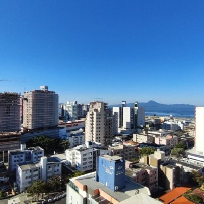 Apartamentos com 63m², 2 quartos, 1 garagem, no bairro Kobrasol em São José