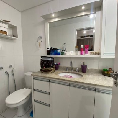 Apartamentos com 73m², 2 quartos, 1 suíte, 1 garagem, no bairro Campinas em São José