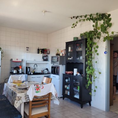 Casa Residencial com 398m², 6 quartos, 3 suítes, 4 garagens, no bairro Capoeiras em Florianópolis