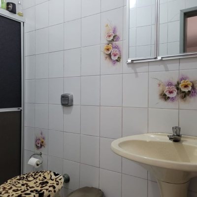 Casa Residencial com 398m², 6 quartos, 3 suítes, 4 garagens, no bairro Capoeiras em Florianópolis