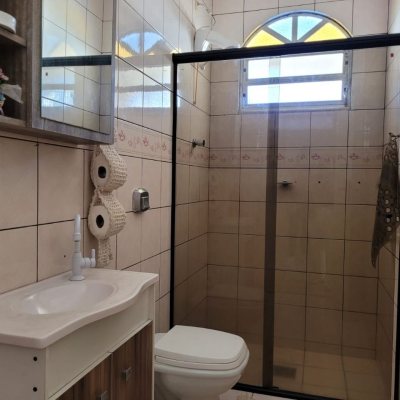 Casa Residencial com 398m², 6 quartos, 3 suítes, 4 garagens, no bairro Capoeiras em Florianópolis