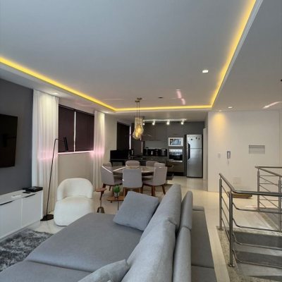 Cobertura com 185m², 3 quartos, 2 suítes, 4 garagens, no bairro Ingleses em Florianópolis