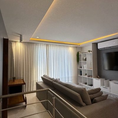 Cobertura com 185m², 3 quartos, 2 suítes, 4 garagens, no bairro Ingleses em Florianópolis