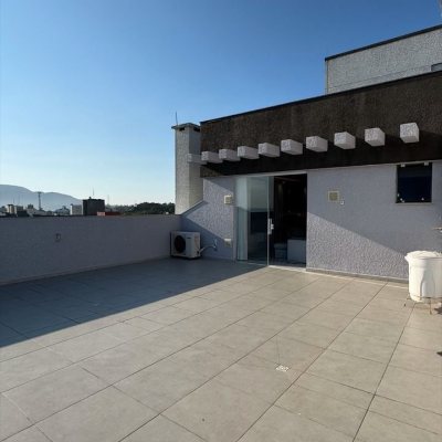 Cobertura com 185m², 3 quartos, 2 suítes, 4 garagens, no bairro Ingleses em Florianópolis