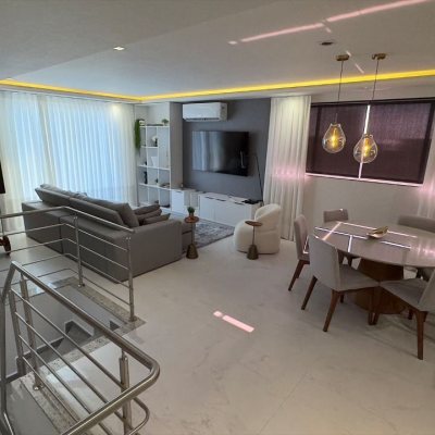 Cobertura com 185m², 3 quartos, 2 suítes, 4 garagens, no bairro Ingleses em Florianópolis