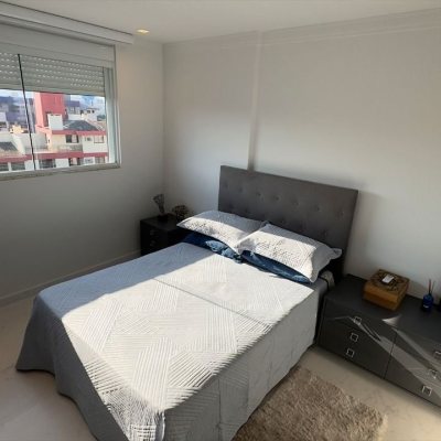 Cobertura com 185m², 3 quartos, 2 suítes, 4 garagens, no bairro Ingleses em Florianópolis