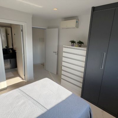 Cobertura com 185m², 3 quartos, 2 suítes, 4 garagens, no bairro Ingleses em Florianópolis