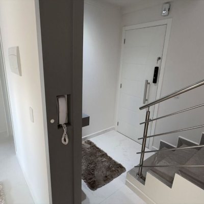 Cobertura com 185m², 3 quartos, 2 suítes, 4 garagens, no bairro Ingleses em Florianópolis