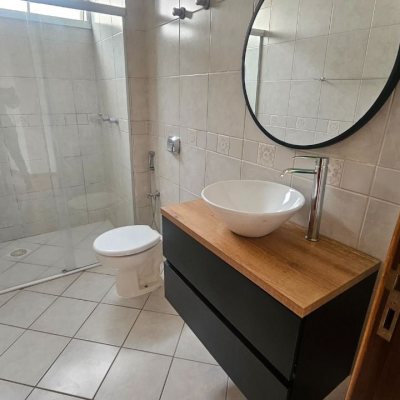 Apartamentos com 225m², 2 quartos, 1 garagem, no bairro Coloninha em Florianópolis