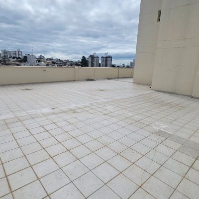 Apartamentos com 225m², 2 quartos, 1 garagem, no bairro Coloninha em Florianópolis