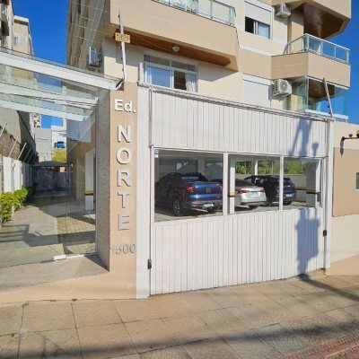 Apartamentos com 225m², 2 quartos, 1 garagem, no bairro Coloninha em Florianópolis