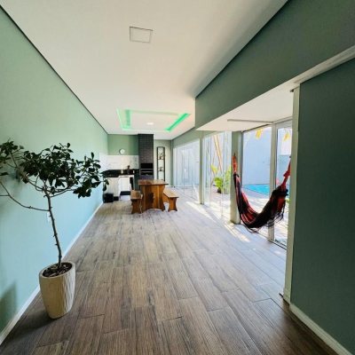 Casa Residencial com 130m², 3 quartos, 1 suíte, 1 garagem, no bairro Ingleses em Florianópolis