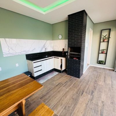 Casa Residencial com 130m², 3 quartos, 1 suíte, 1 garagem, no bairro Ingleses em Florianópolis