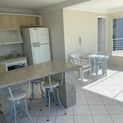 Casa Residencial com 247m², 3 quartos, 1 suíte, 1 garagem, no bairro Barreiros em São José