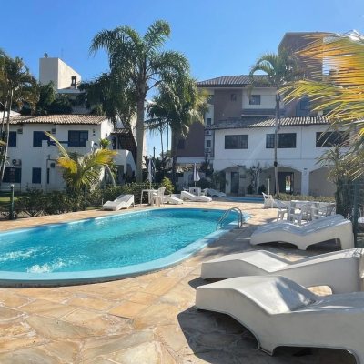 Casa em Condomínio com 44m², 1 quarto, 1 suíte, no bairro Cachoeira Do Bom Jesus em Florianópolis