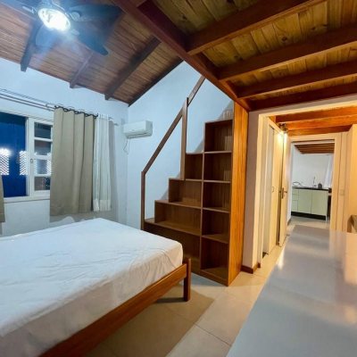 Casa em Condomínio com 63m², 2 quartos, 1 suíte, 1 garagem, no bairro Cachoeira Do Bom Jesus em Florianópolis
