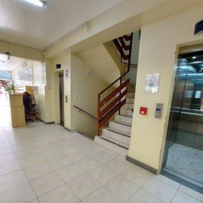 Sala com 64m², no bairro Centro em Florianópolis