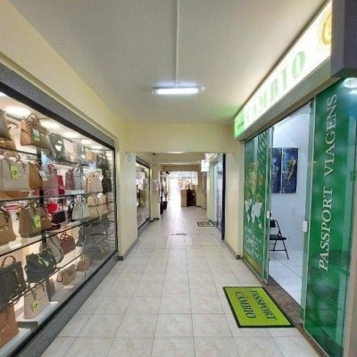 Sala com 64m², no bairro Centro em Florianópolis