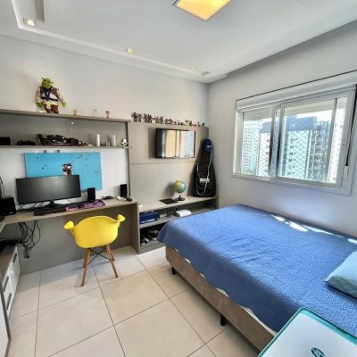 Apartamentos com 91m², 3 quartos, 1 suíte, 2 garagens, no bairro Campinas em São José