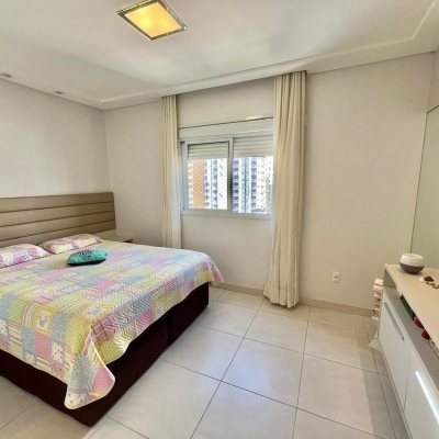 Apartamentos com 91m², 3 quartos, 1 suíte, 2 garagens, no bairro Campinas em São José